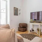 157 Flores Apartment